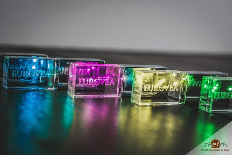 Led USB kľúče farebné