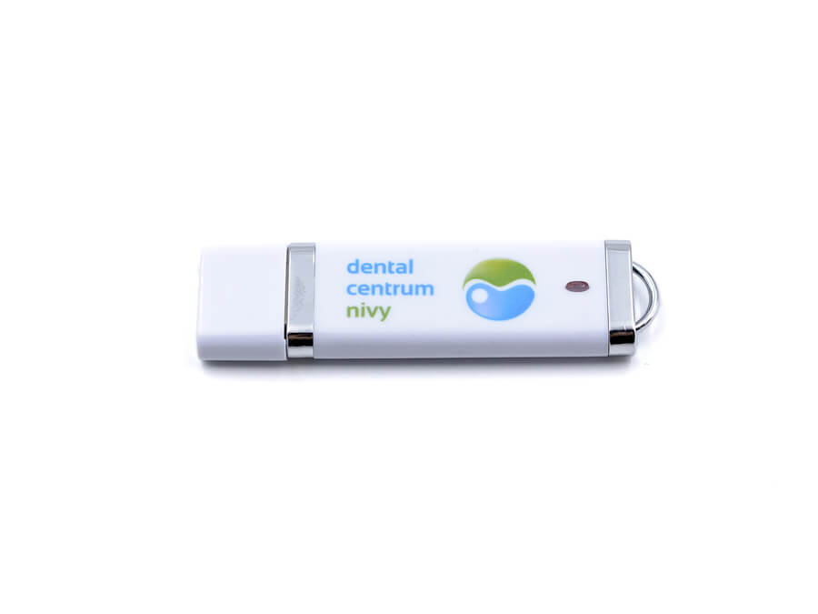 USB kľúč s potlačou - UV potlač;USB klíč s potiskem - UV potisk