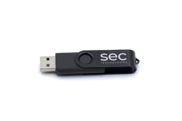 usb kľúč s potlačou loga sec; usb klíč s potiskem loga sec