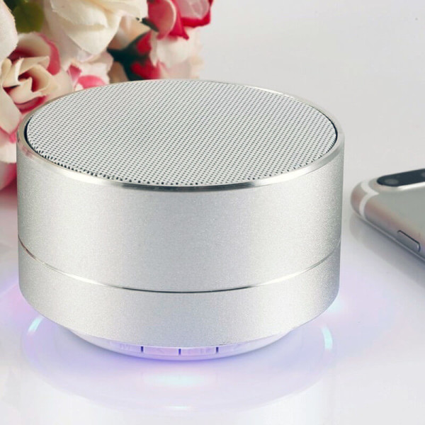 BLUETOOTH-LAUTSPRECHER AUS METALL