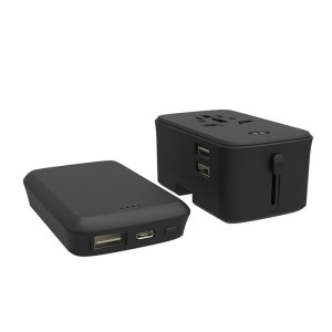 UNIVERSALER REISEADAPTERMIT POWER BANK 4000 / 5000 MAH - Reklamnepredmety