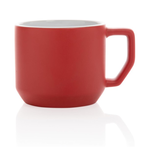 Moderne Keramiktasse, grün