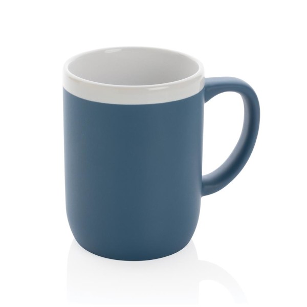 Keramiktasse mit weißem Rand, weiß