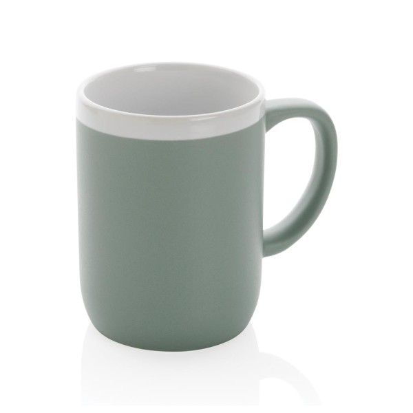 Keramiktasse mit weißem Rand, weiß