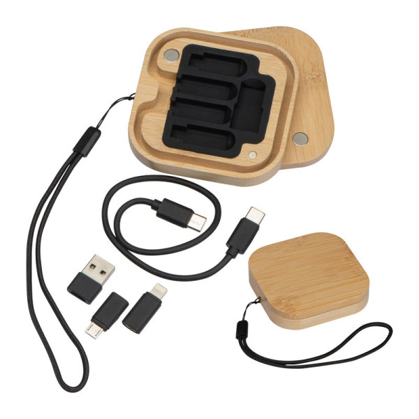 Kabel- und Adapterset in einer Bambusbox