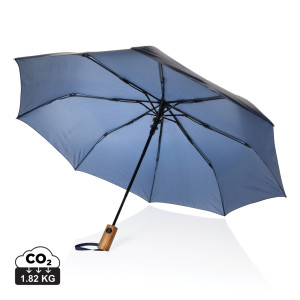 21" Automatikschirm Kaycey aus RPET AWARE und Akazienholz - Reklamnepredmety