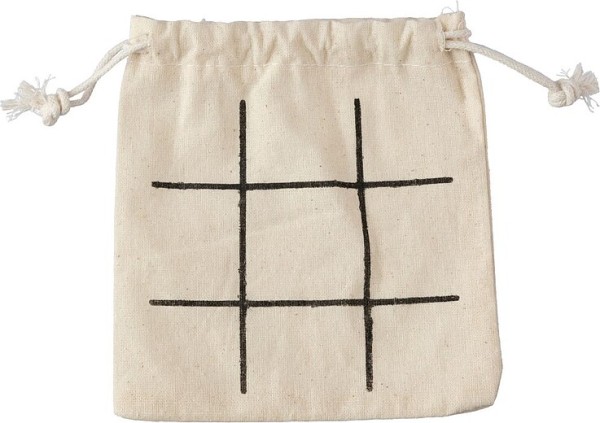 Tic-Tac-Toe aus Holz