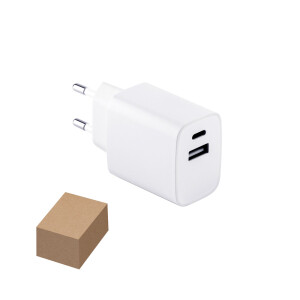 WEGENER. Ladegerät mit USB-A Anschluss 18W und USB-C 20W in Recyceltes ABS (100% rABS) - Reklamnepredmety