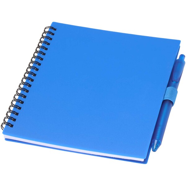Niove-Set aus recyceltem Kunststoff mit Softcover-Notizbuch und Kugelschreiber (blaue Tinte)